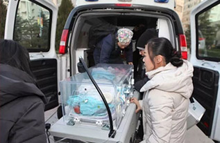 久治县妇婴监护型护送
